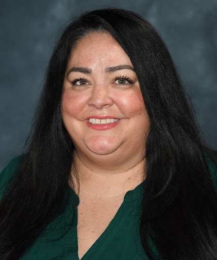 Headshot of Elizabeth Elias